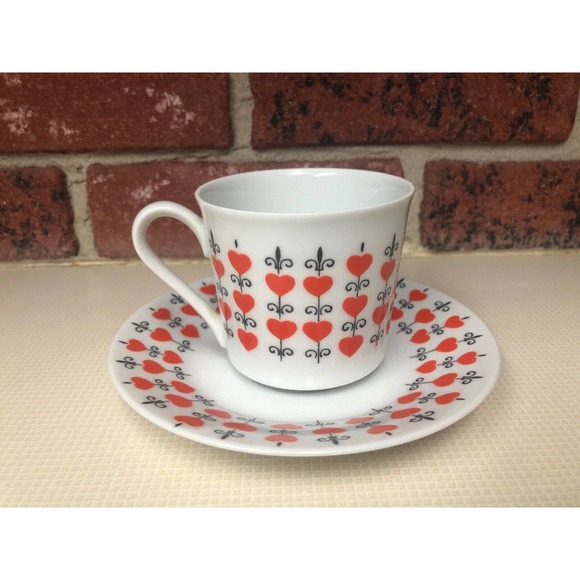 Retro Tea Cup and Saucer Set Fleur De Lis Relpo White with Red Hearts Black - Picture 2 of 9